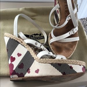 Burberry Wedges size 6
